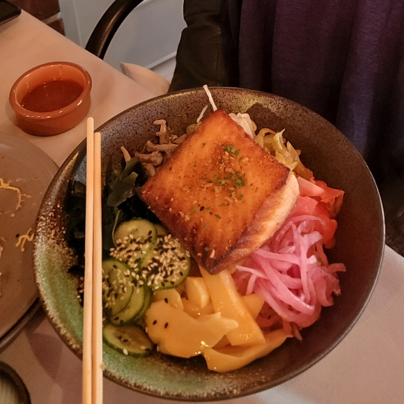 Meet your Posher! - Picture 3 of 8